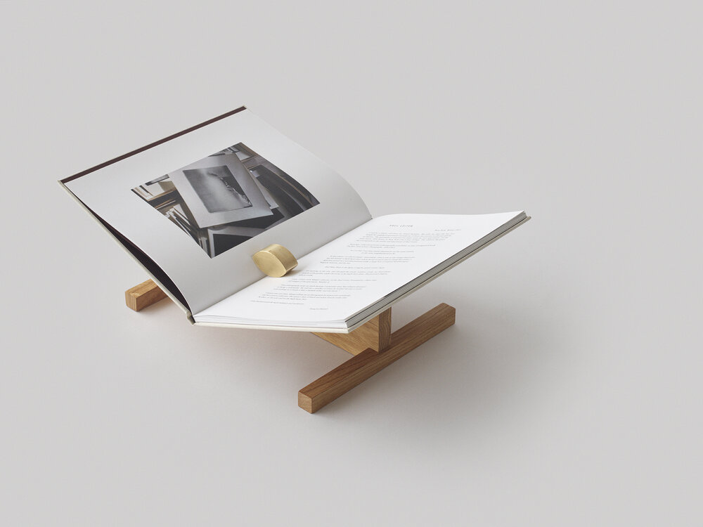 Boekenstandaard Page Oak
