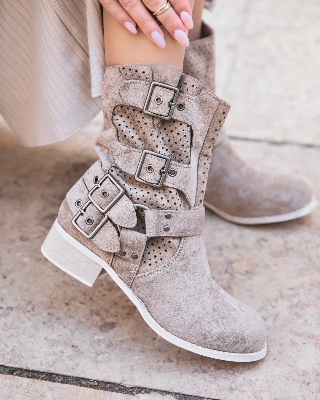 Bottines femme taupe à talon - Dounia