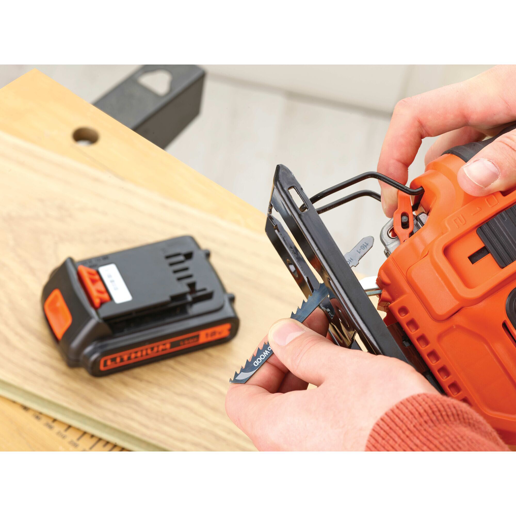 BLACK+DECKER Stichsäge Akku-Stichsäge BDCJS18N, 18Volt