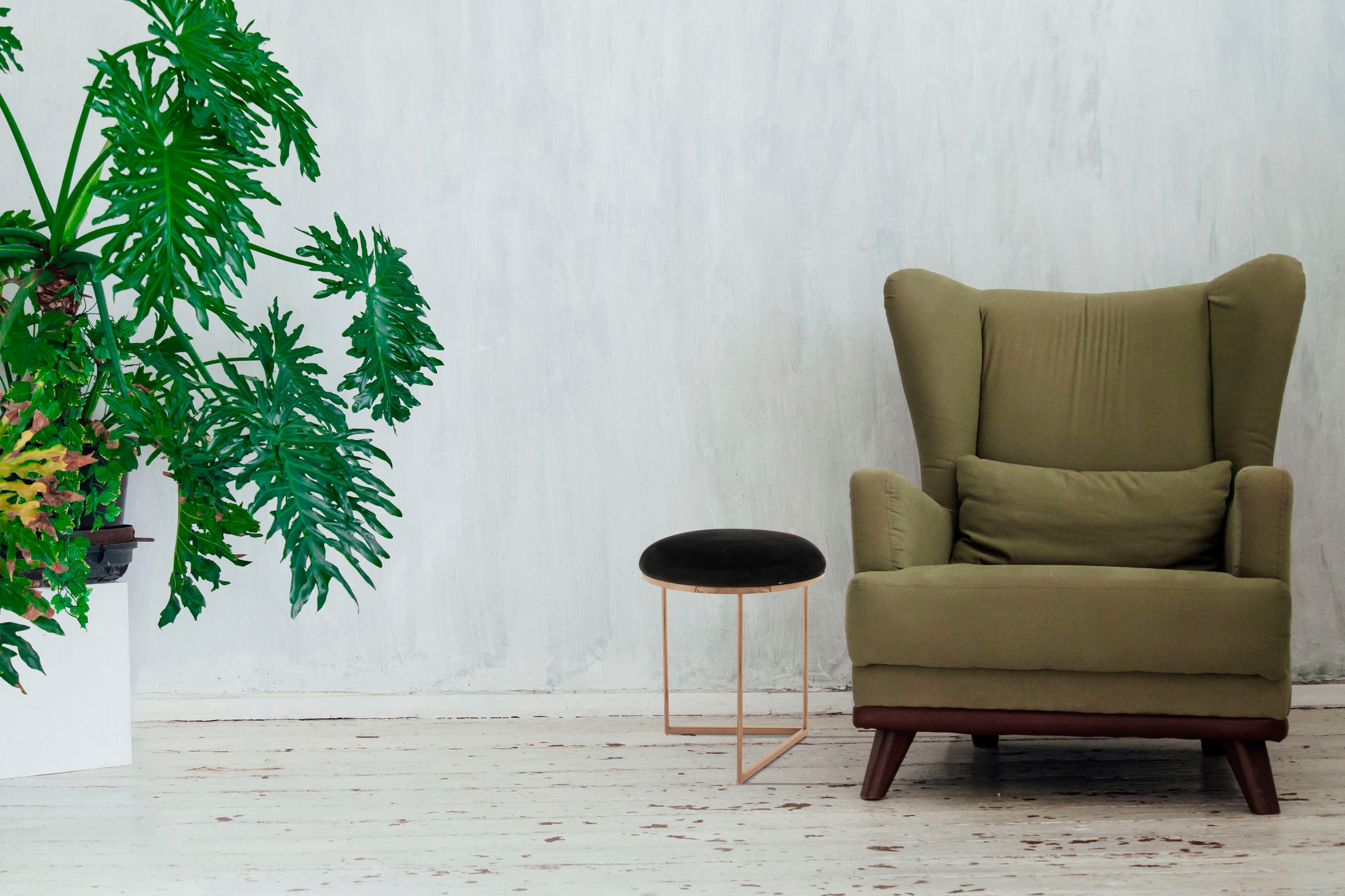 Kayoom Sitzhocker »Hocker Wynona 325,  in stilvollem Design, mit dreieckiger Grundform« 1 Stk. tlg. glamourös, hochwertig, mit gepolsterter Sitzfläche in runder Form