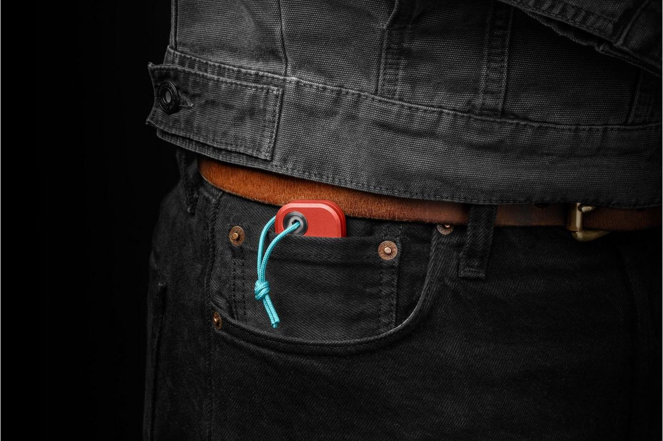 The James Brand The Palmer, Coral Aluminum, Turquoise Lanyard KN121182-00 utility mes