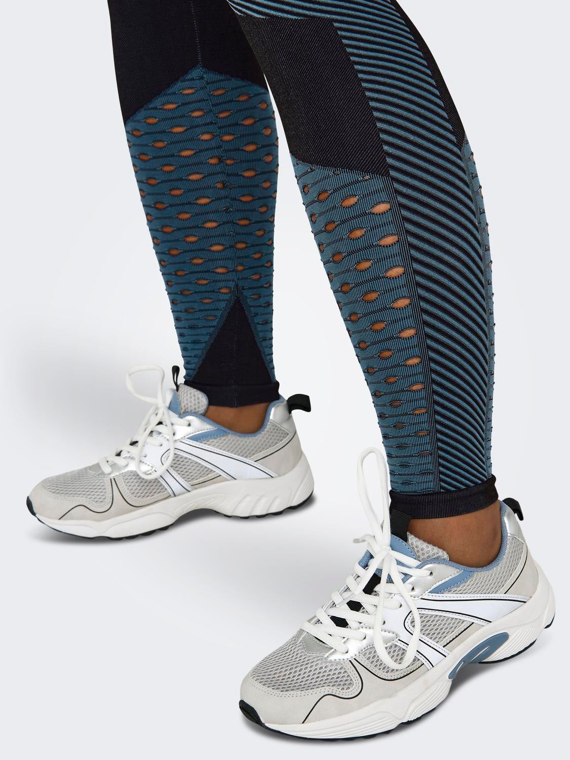 ONPAKARI Hohe Taille Enger Schnitt Sportleggings Black