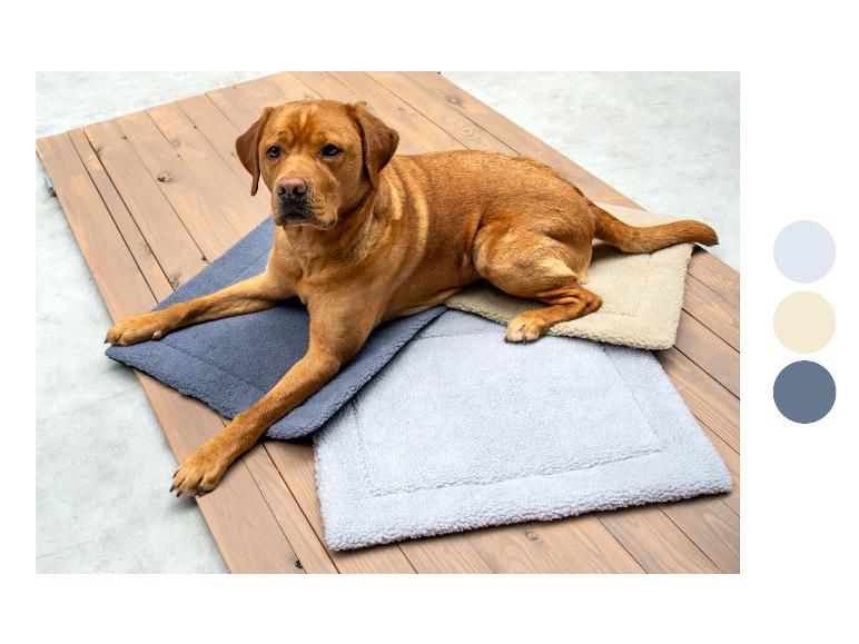 Zelfverwarmende honden- of kattenmat