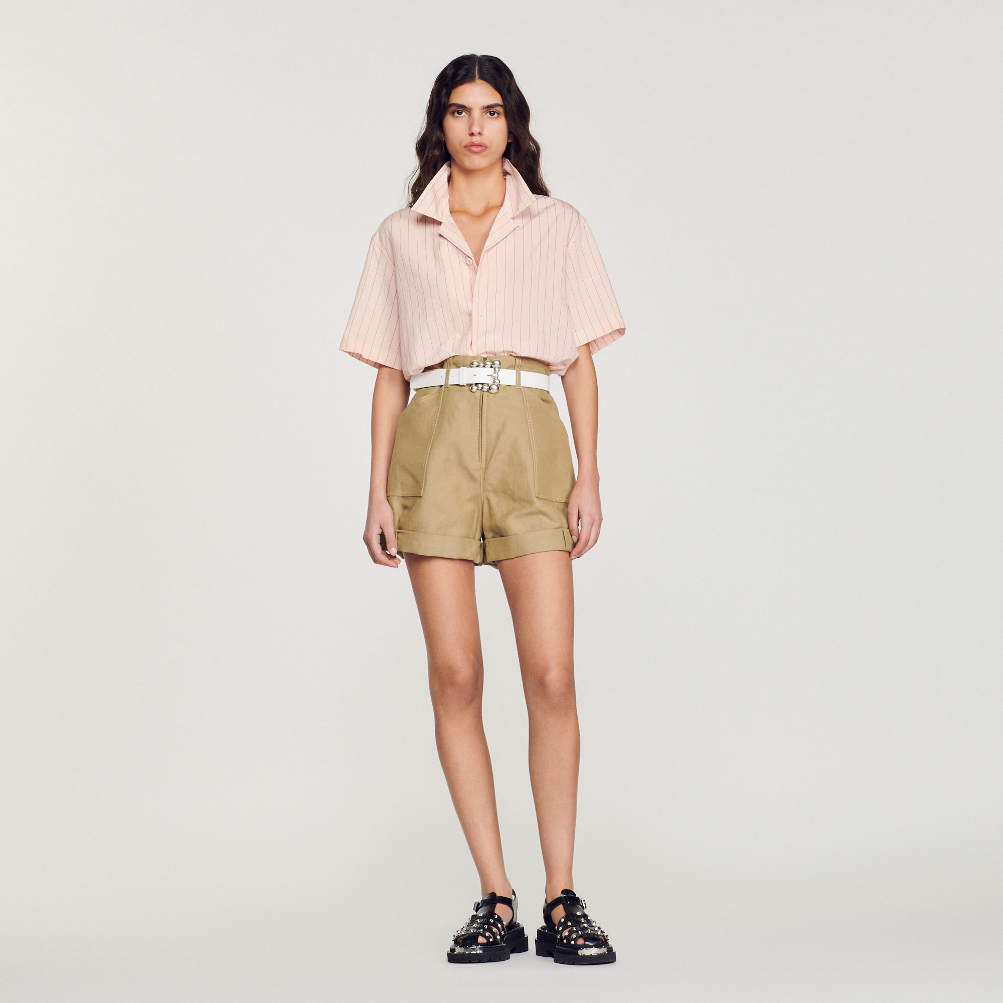 Chemise á manches courtes