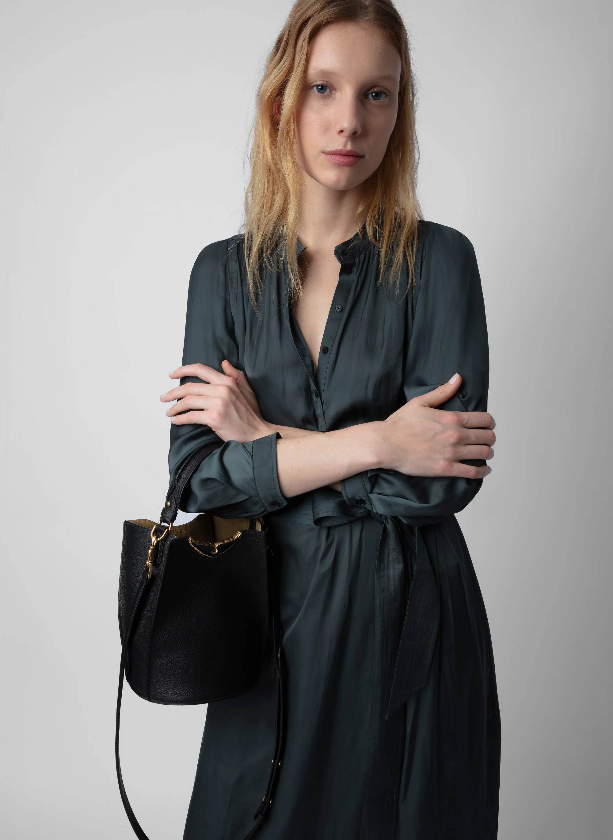 BORDERLINE - Sac seau en cuir grainé | Noir