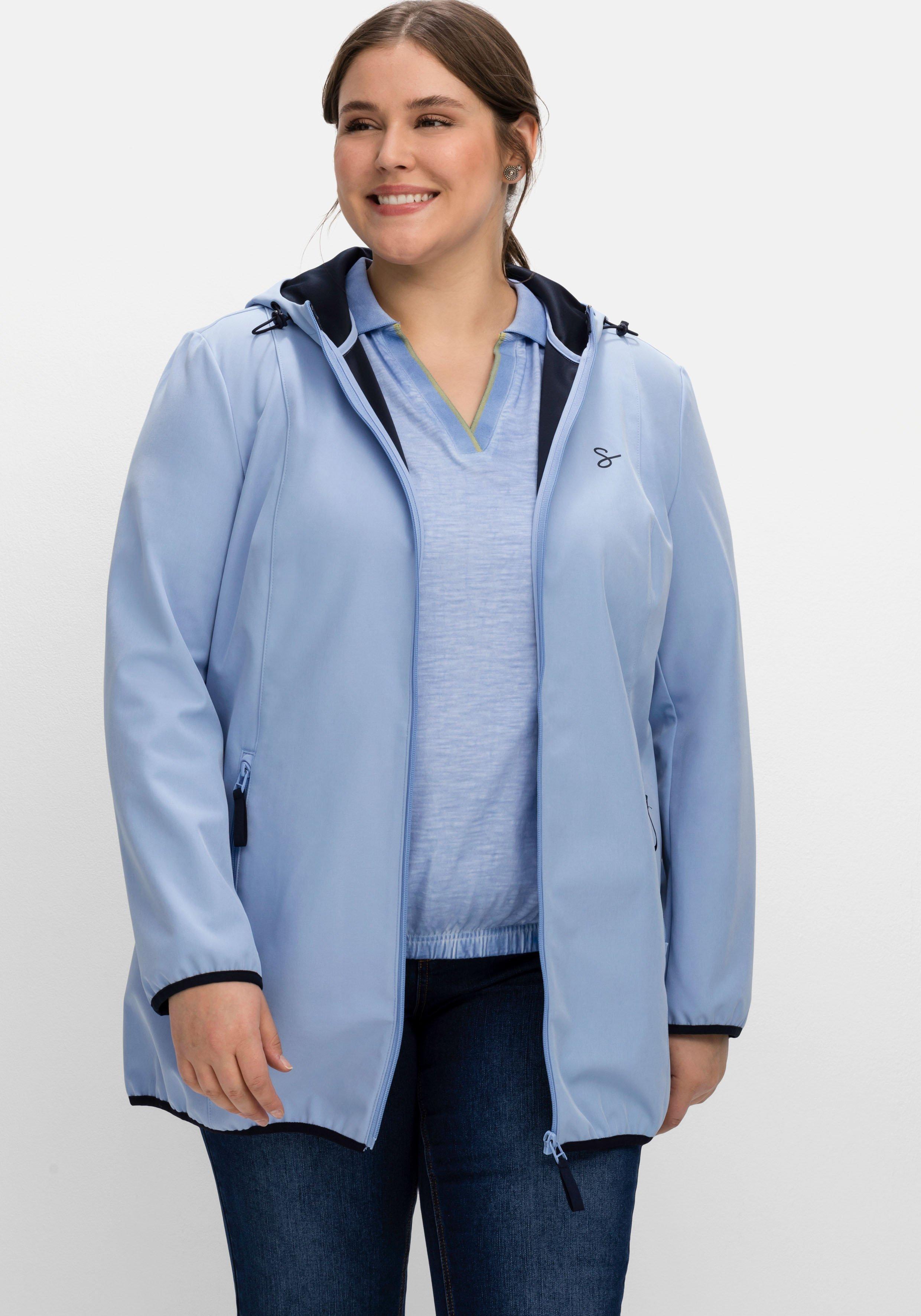 Softshelljacke mit Kapuze und Kontrastdetails
