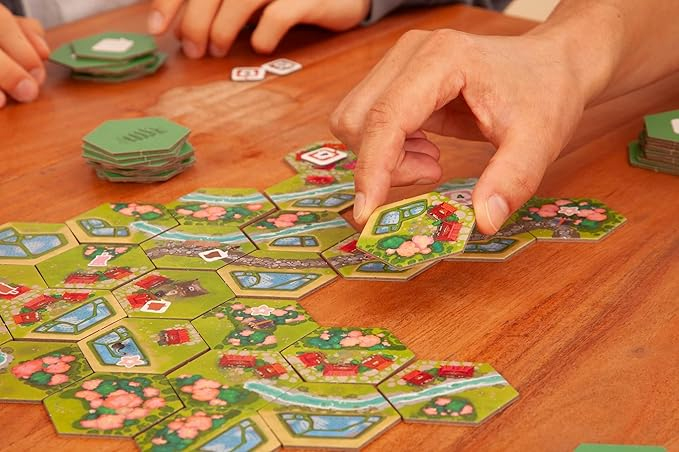 Dorfromantik Sakura Brettspiel Gesellschaftsspiel für Familien / Kinder (51243G)