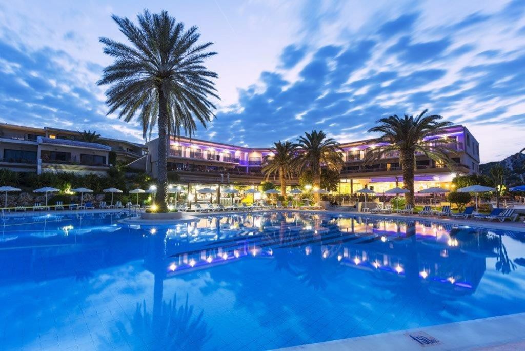 Cathrin Hotel All Inclusive - Hotel