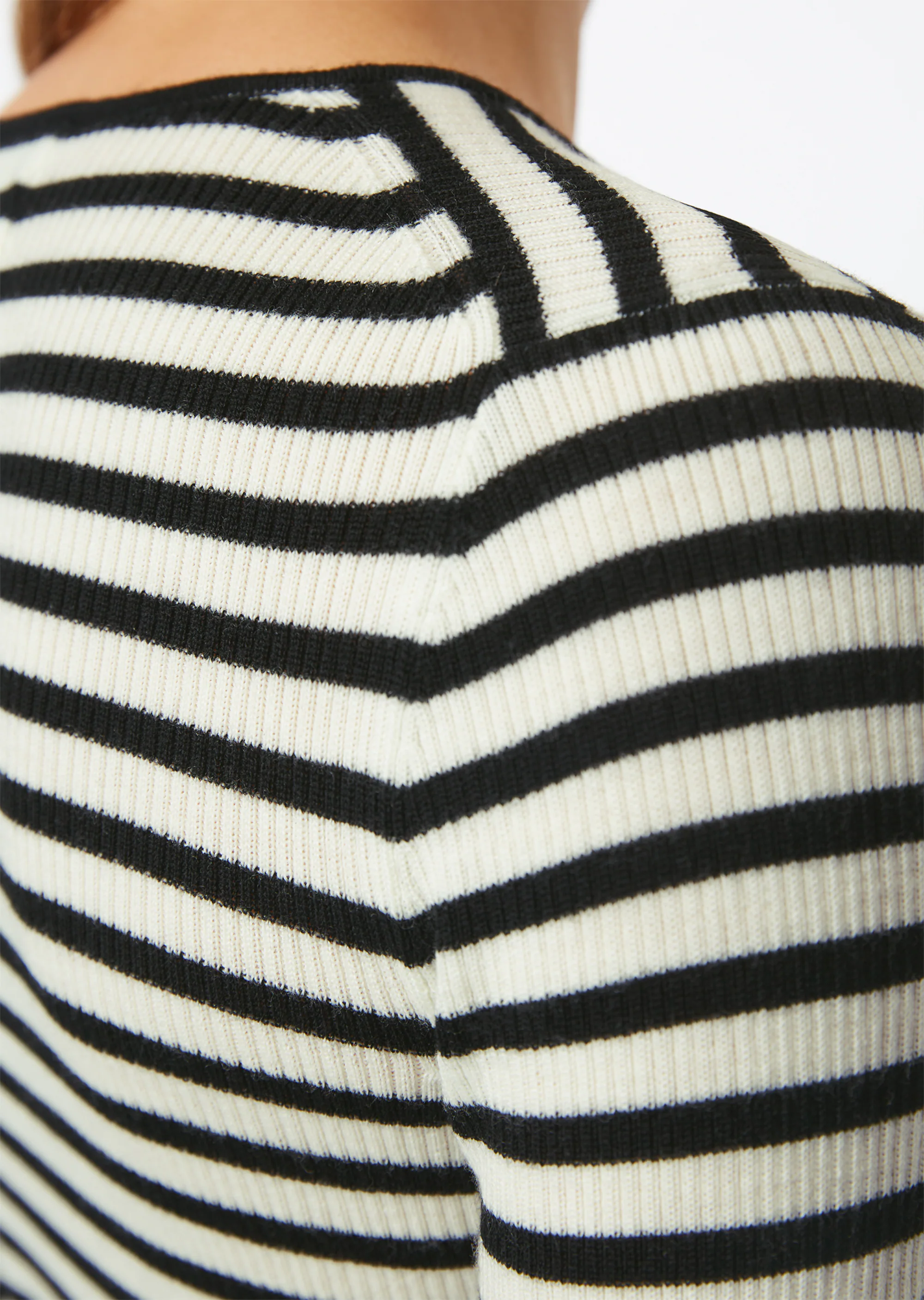 Gestreifter Feinstrickpullover slimaus softer Merinowolle