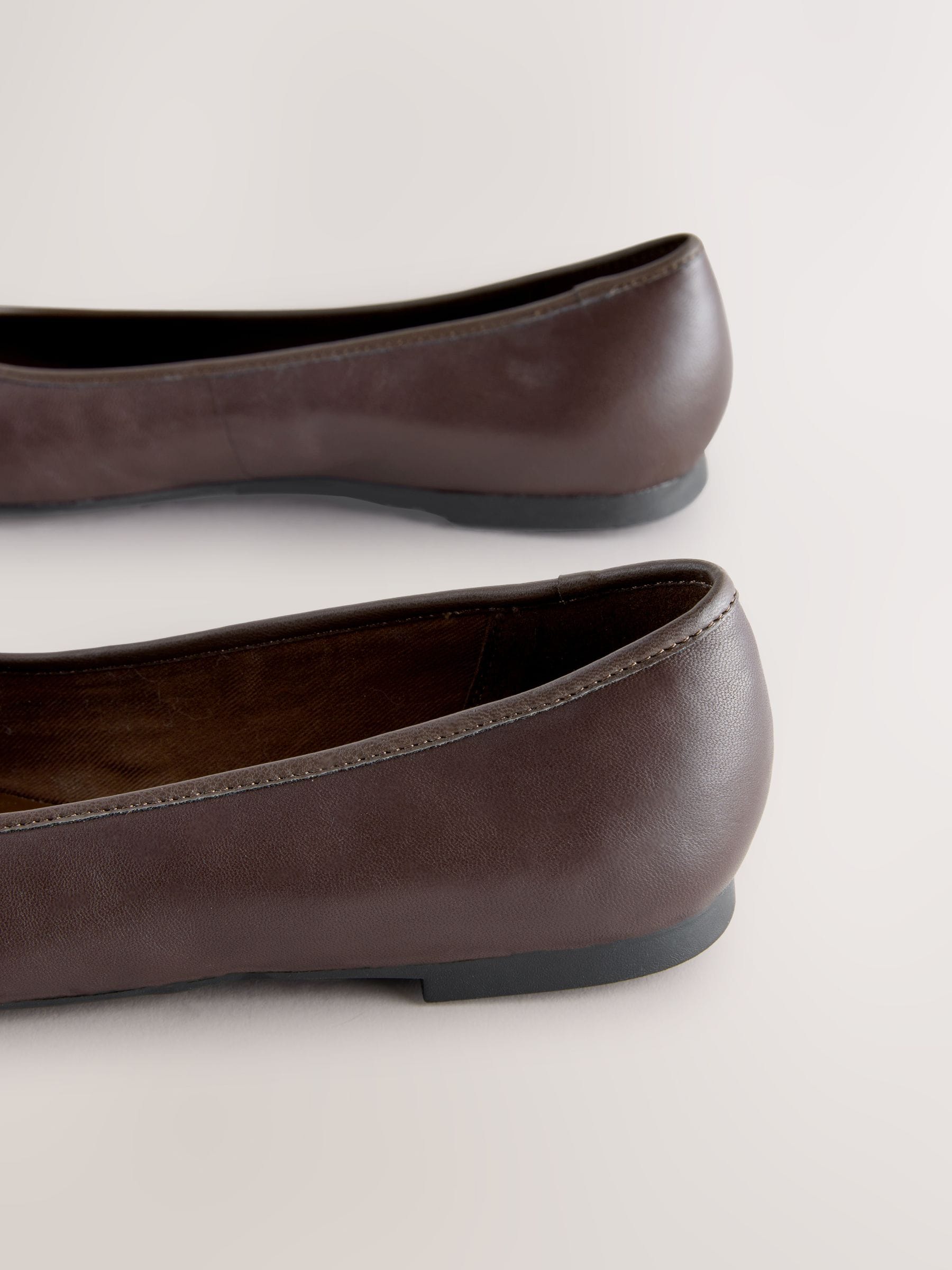 Chocoladebruin - Leren Ballerina's met ronde neus