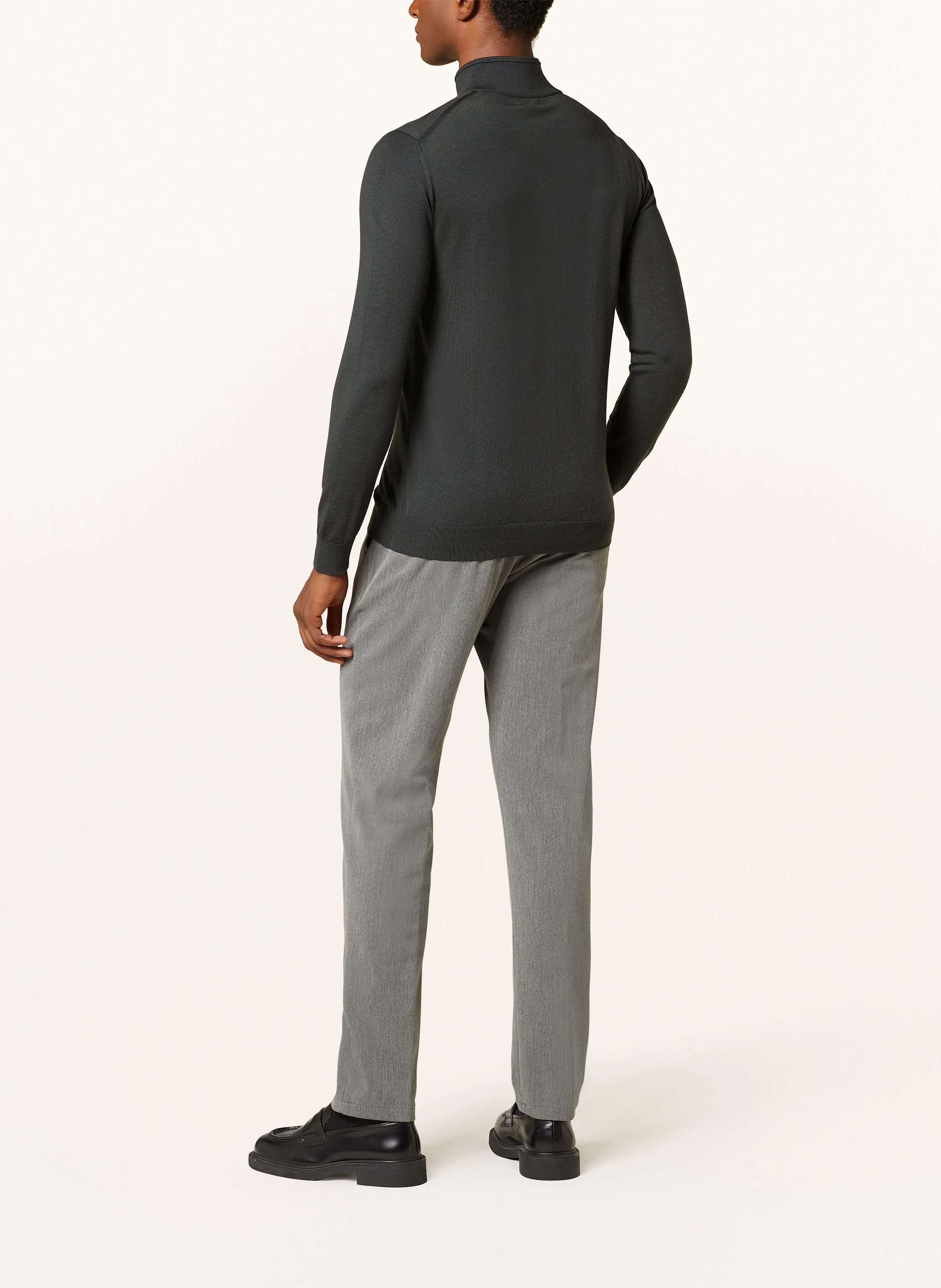 REISS Troyer BLACKHALL aus Merinowolle