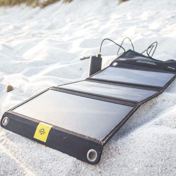 POWERTRAVELLER - Panneau solaire Falcon 21 - multi-tension