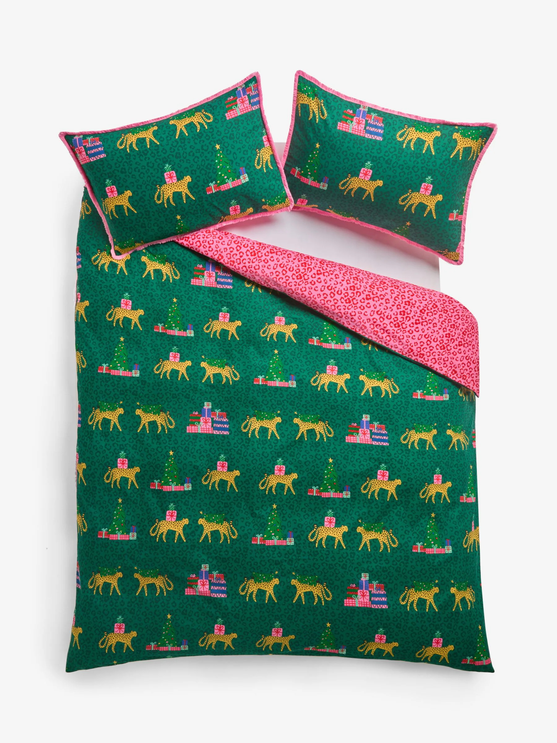Christmas Leopard Scene Reversible Duvet Cover and Pillowcase Set