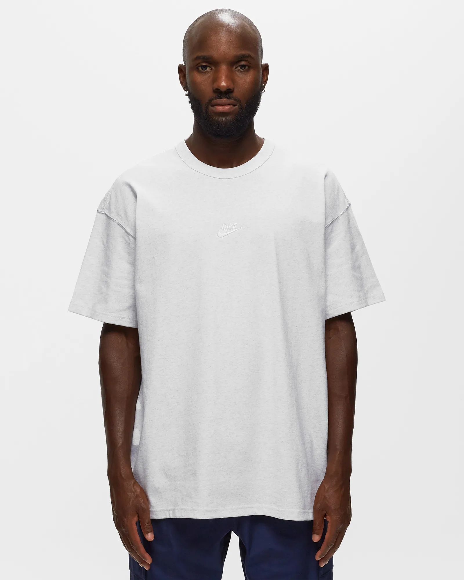 Nike Premium Essentials Tee