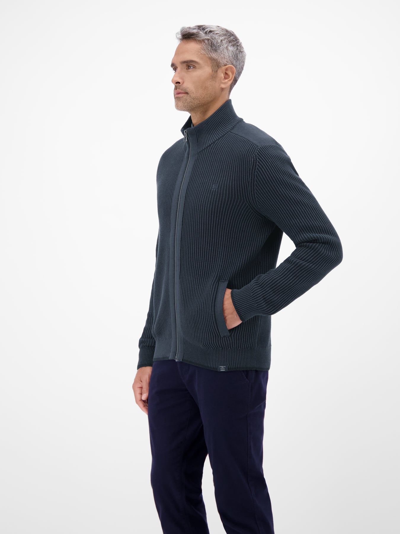 Herren Strickjacke - casual, modisch und bequem