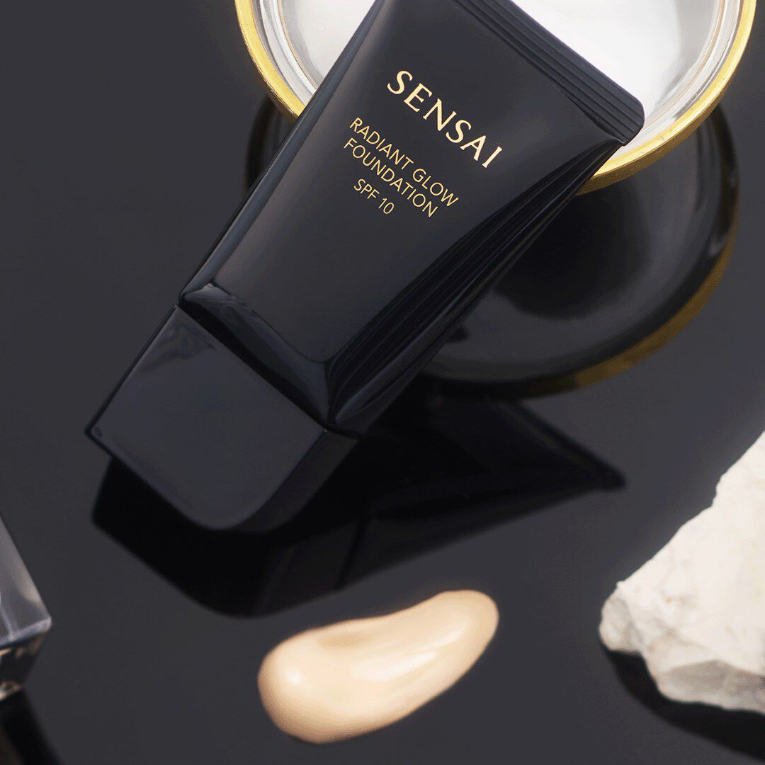 SENSAI Sensai MAQUILHAGEM SENSAI RADIANT GLOW FOUNDATION