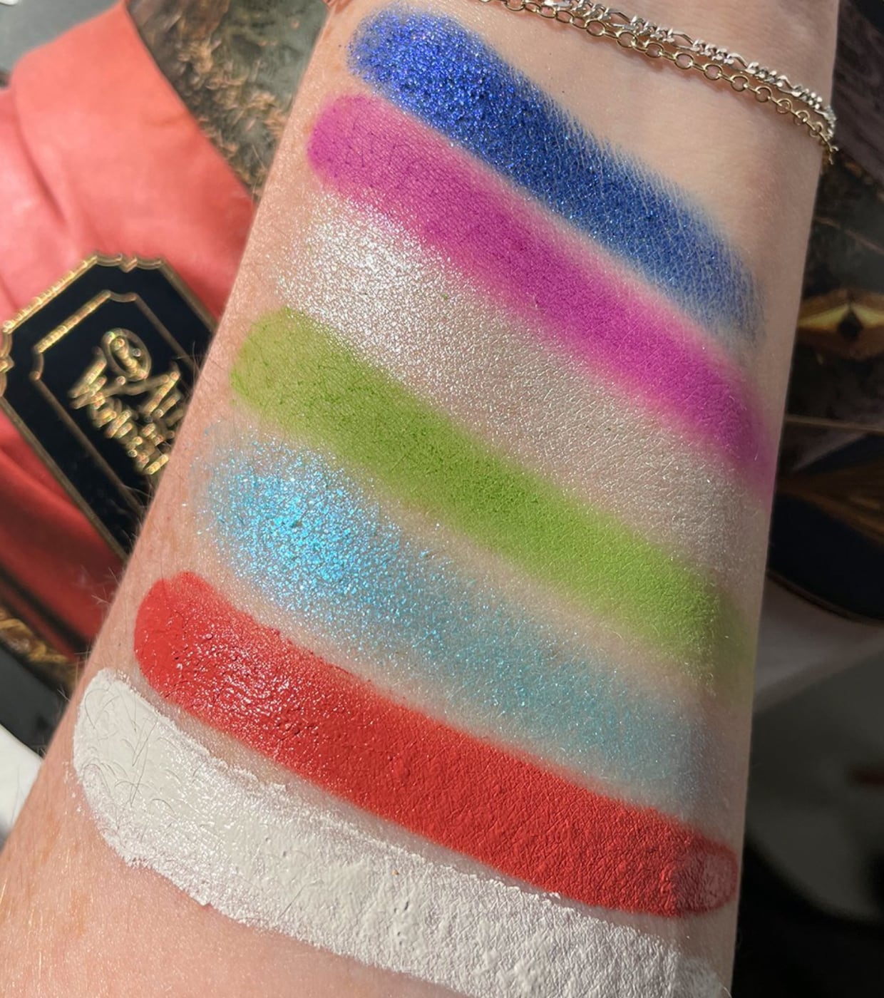 Revolution - *Alice in Wonderland* - Mad Hatter Paleta de rosto