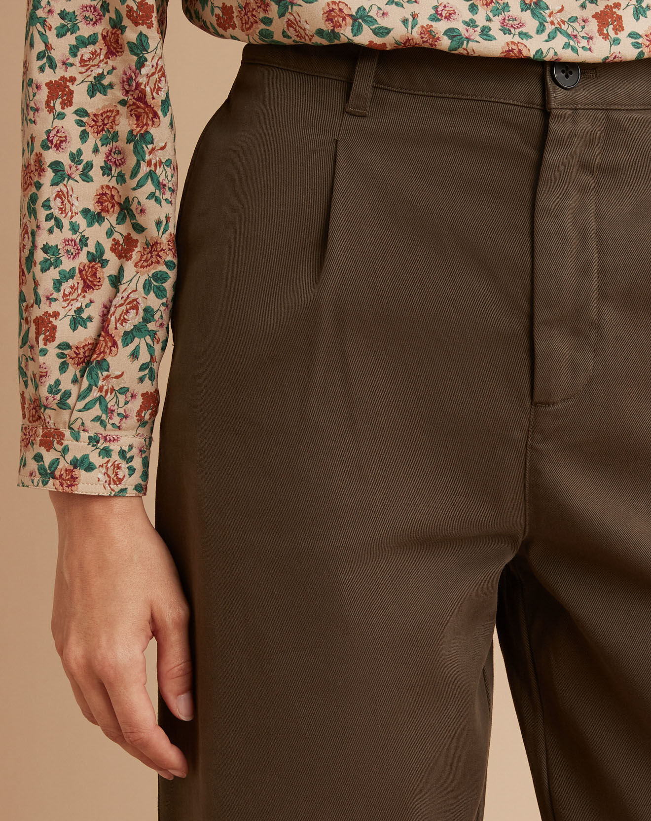 Cyrillus Pantalon chino large en Twill vert moyen
