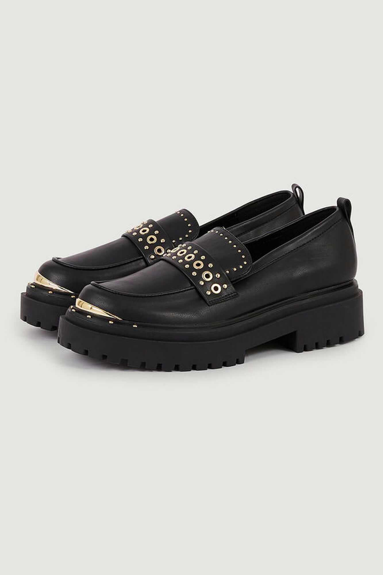 Mocassins de couro sintético com tachas