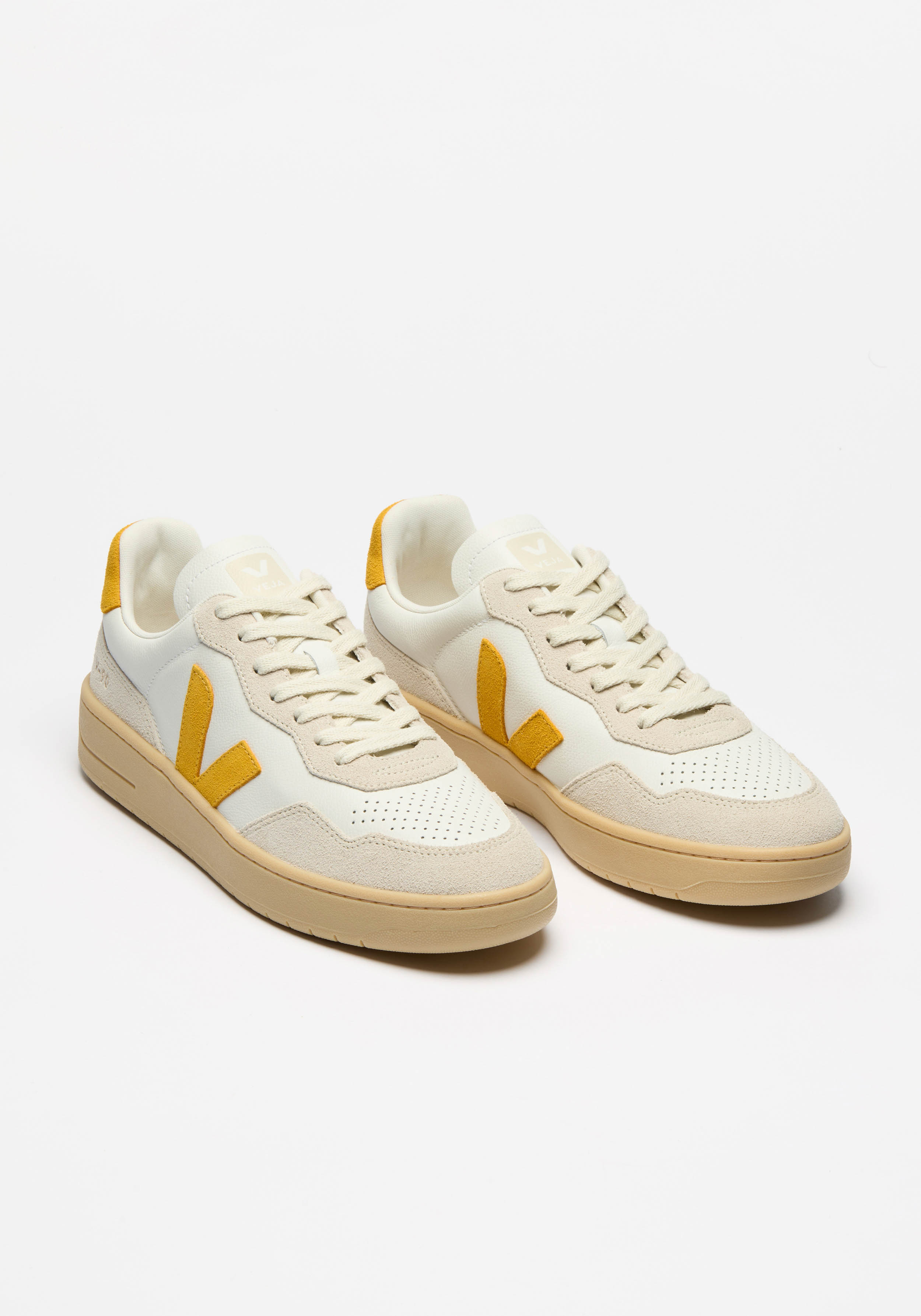 Veja Sneaker V-90 O.T. Leather Extra White Toscane Natural