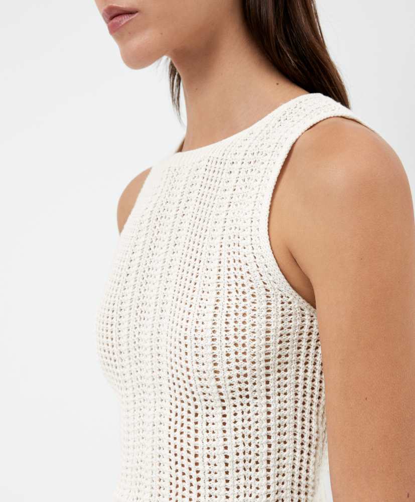 camiseta cropped de crochê