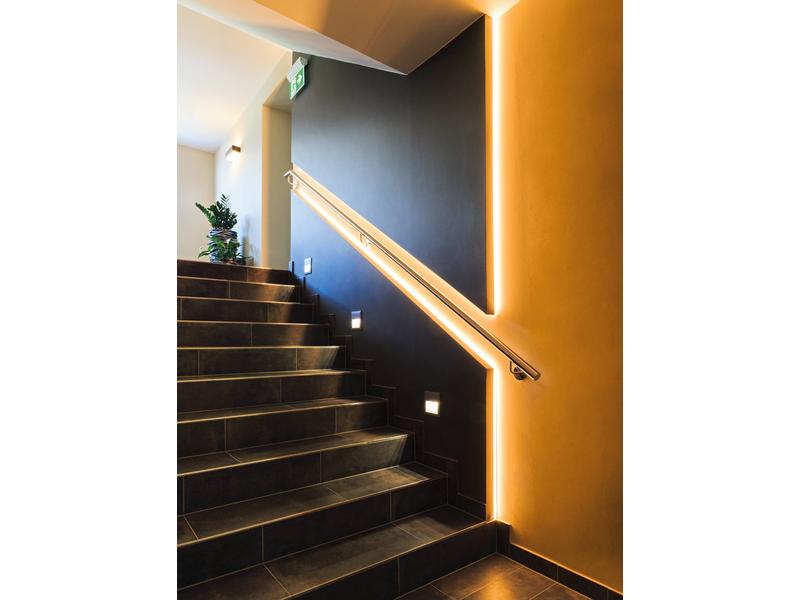 EGLO Leuchten LED Stripe Connect 8 Meter ZigBee (RGB TW) Smartes LED Stripe aus der connect.z Serie
