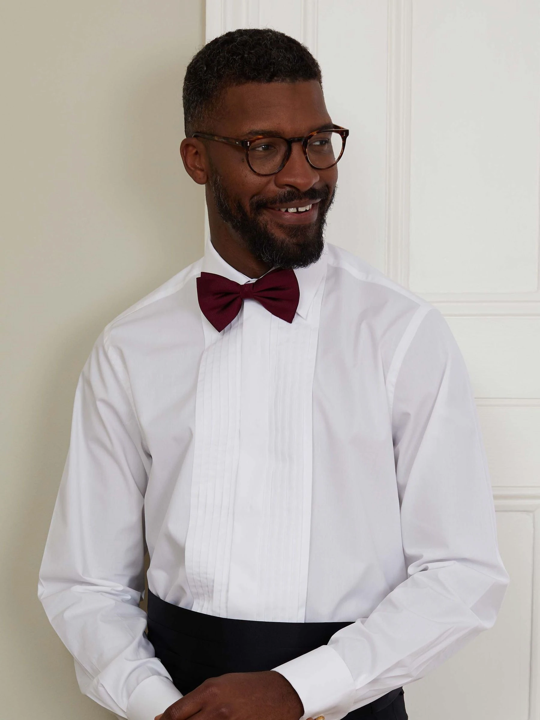 Wit - Savile Row Company 100% katoenen overhemd met plooifront en klassieke pasvorm