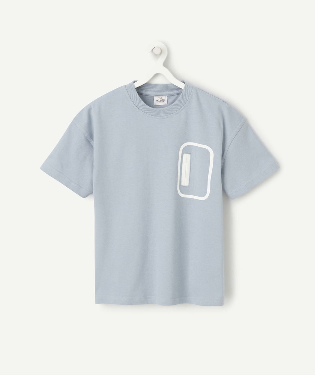 T-SHIRT GARÇON EN COTON BIOLOGIQUE BLEU CIEL AVEC DÉTAIL POCHE