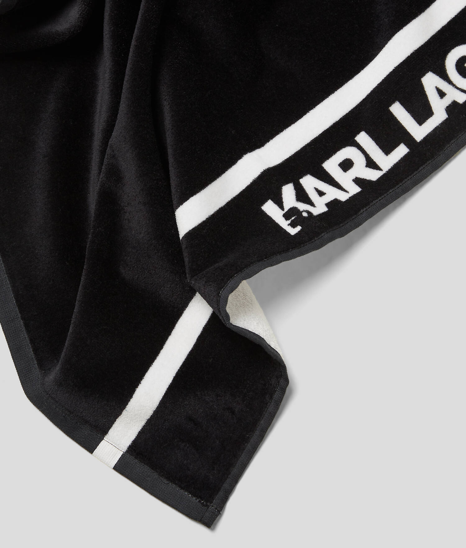 SERVIETTE DE PLAGE K/IKONIK