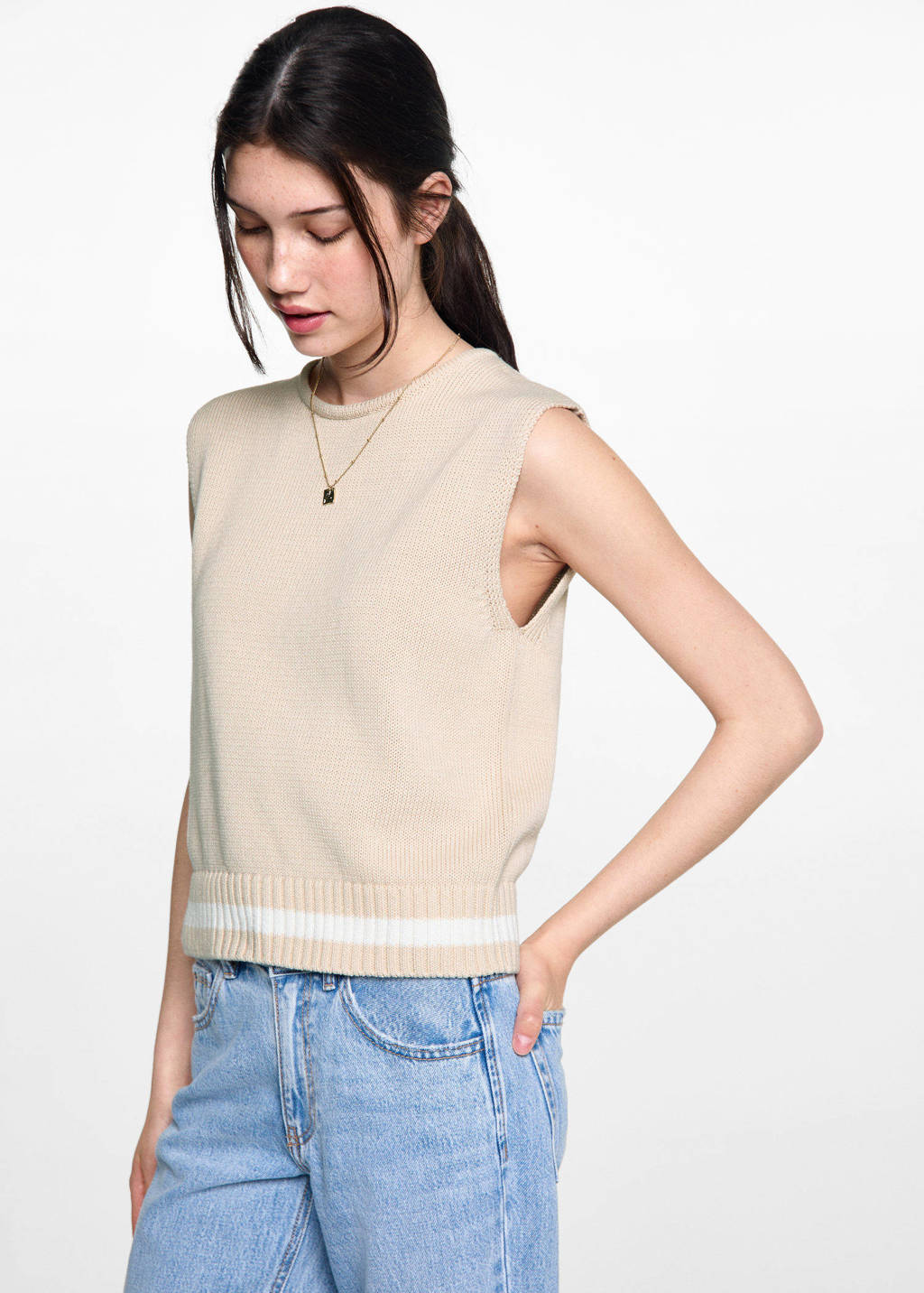 MANGO TEEN mouwloze top beige