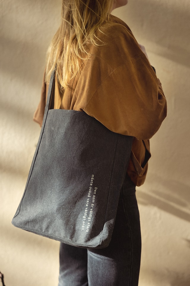Astrid Lindgren Tote bag - Black
