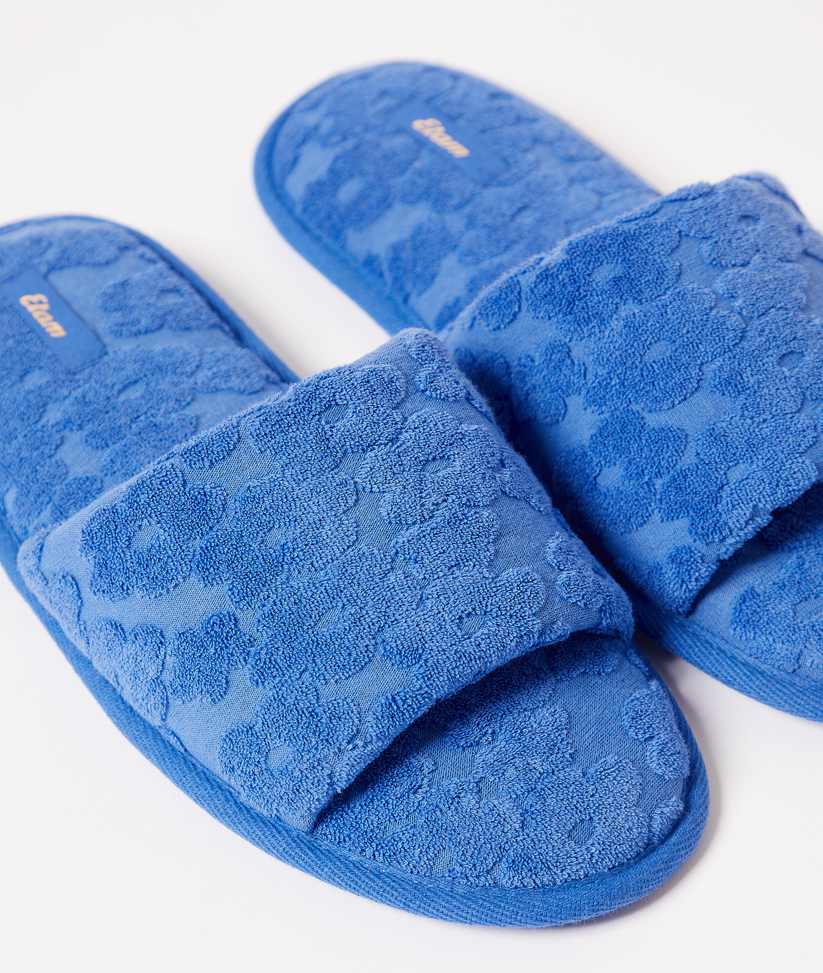 Chaussons mules ouvertes