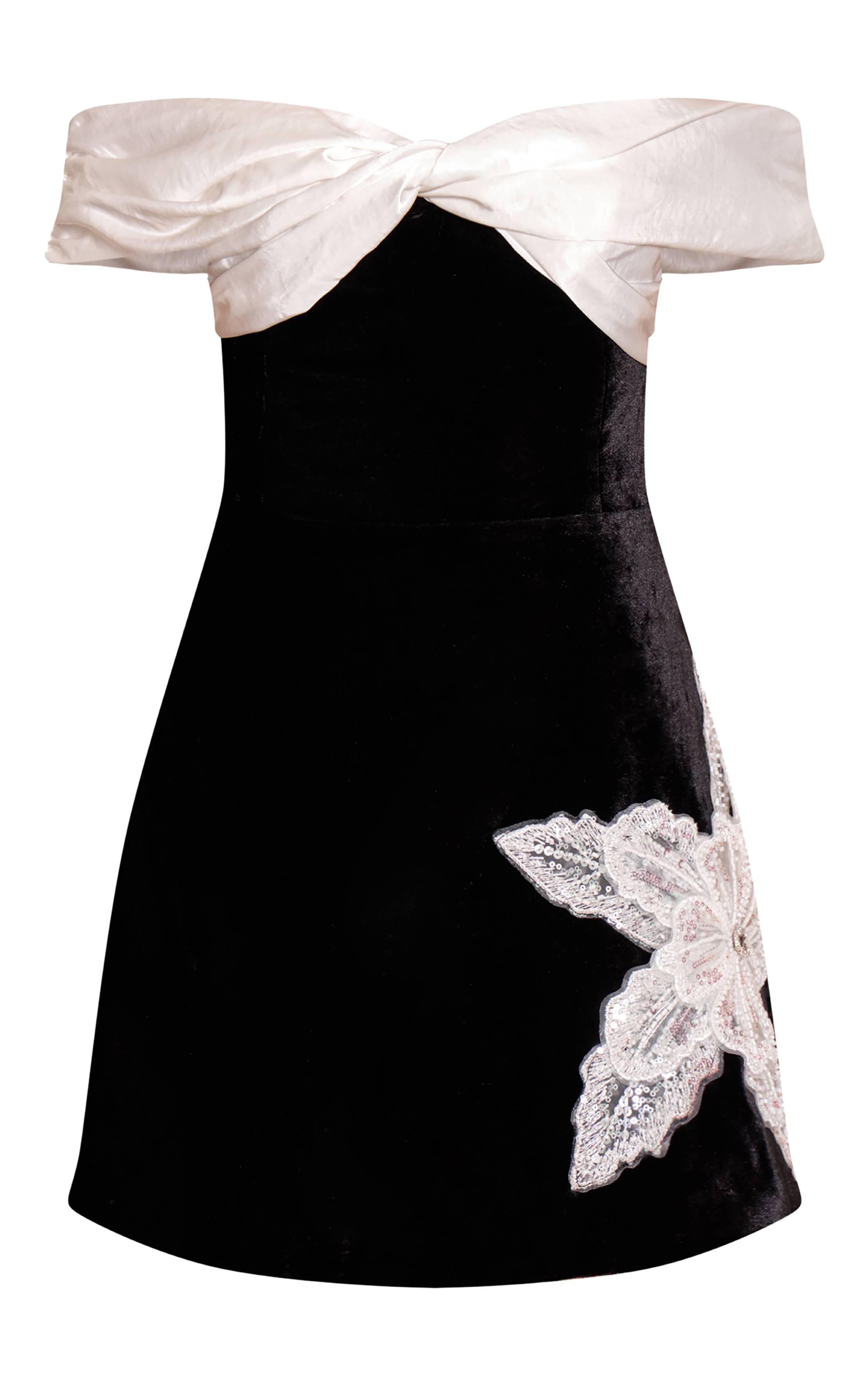 Noir Robe Trapèze Droite En Velours Ornée D'appliqués Floraux