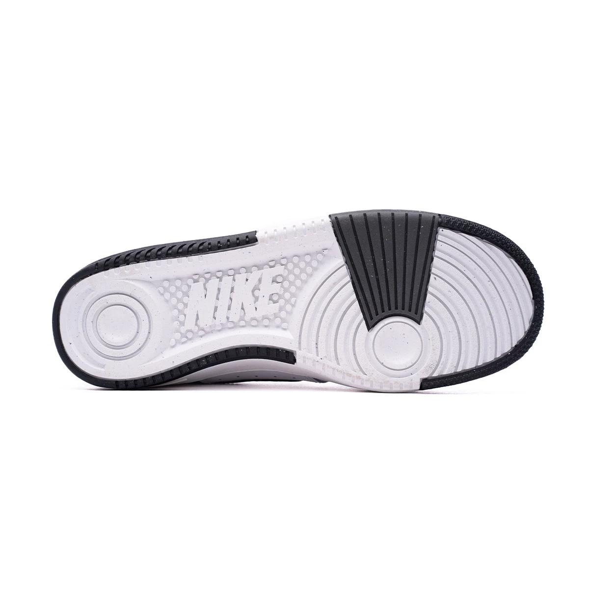 Sneakers Nike Gamma Force Mulher