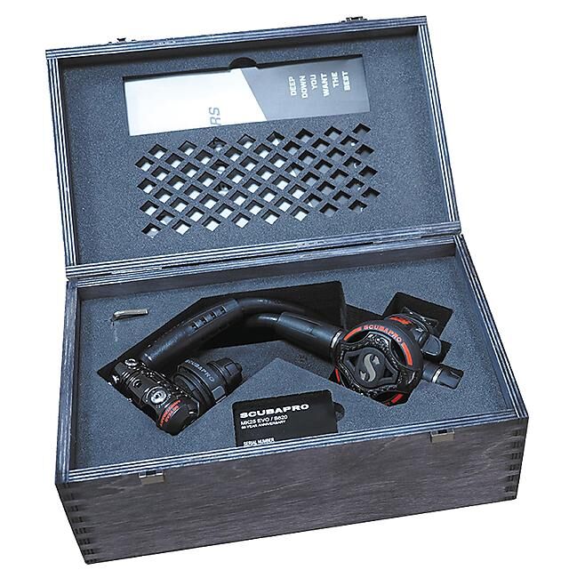 SCUBAPRO - DETENDEUR MK25 EVO/S620 Ti 60 ANS ANNIVERSAIRE