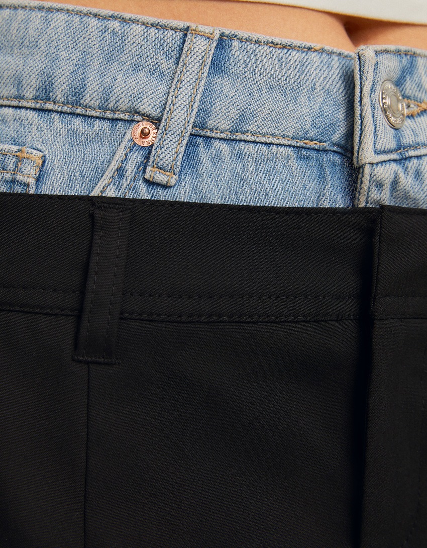 Saia de alfaiataria com cintura em jeans contrastante