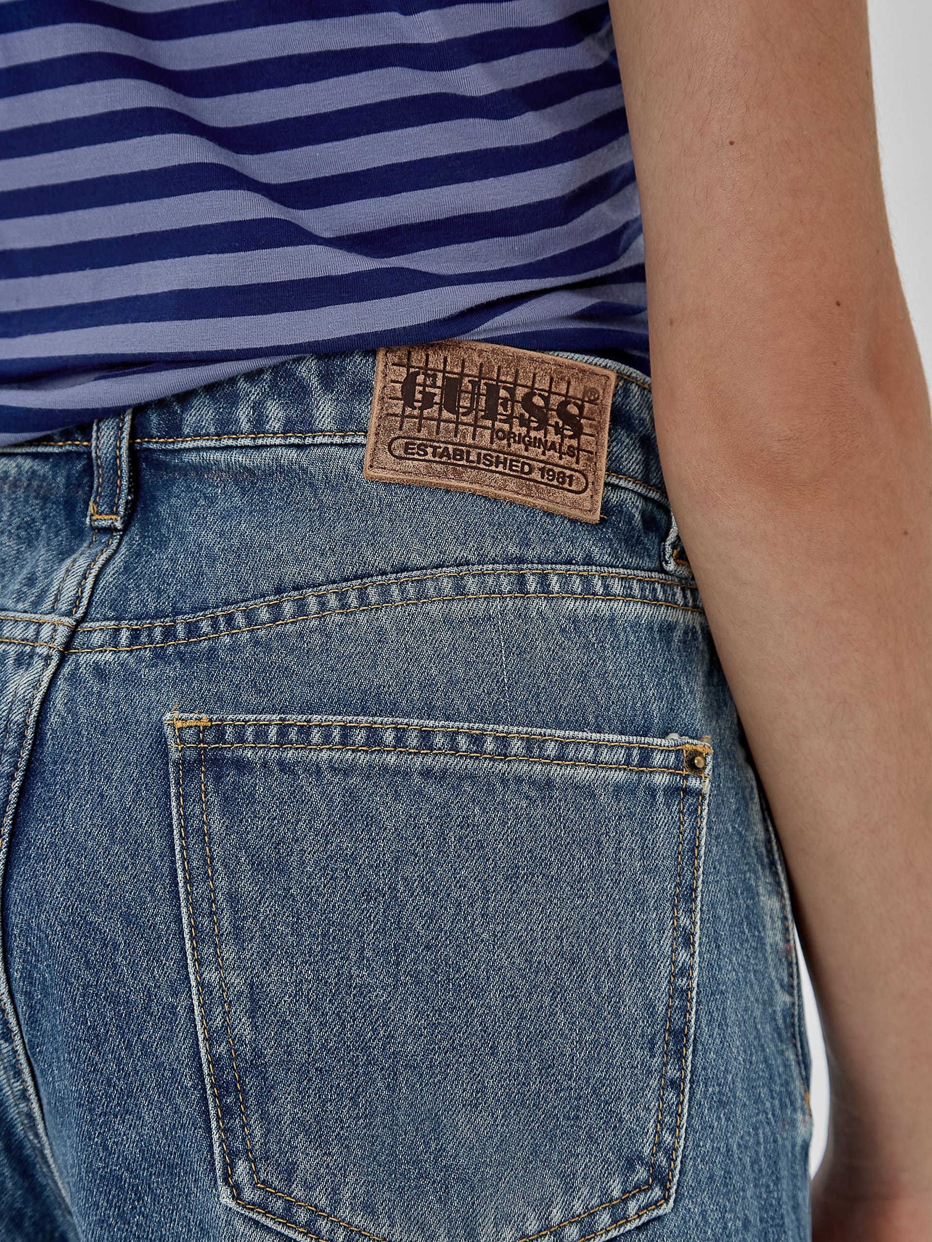 Calça jeans flare GUESS Originals Kit