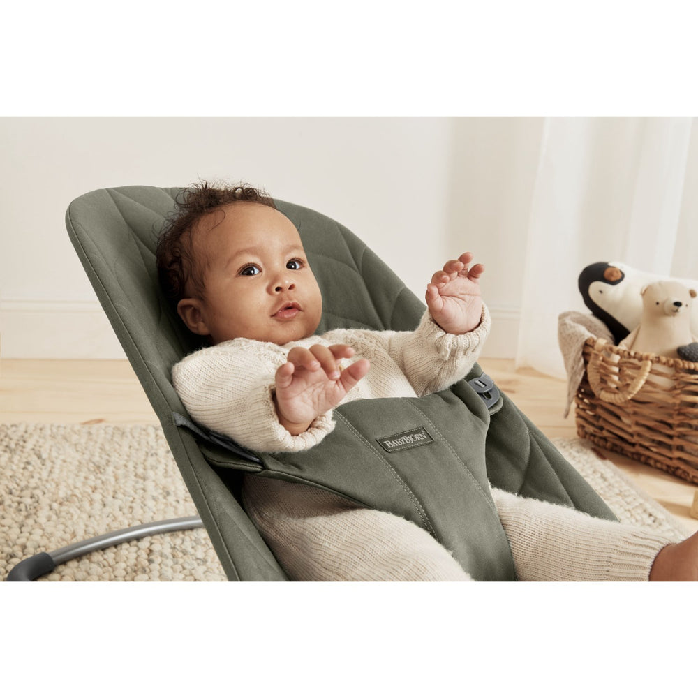 Køb BabyBjörn Dark Green Skråstol Bliss - Vævet, Blomsterbladsquilt