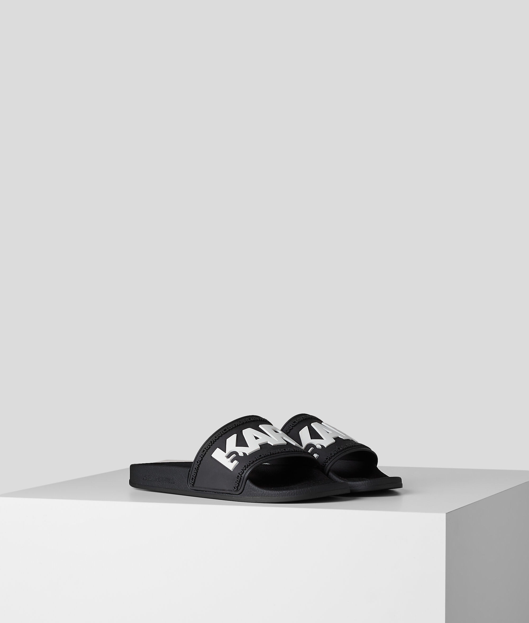 Mules à logo Kondo Karl