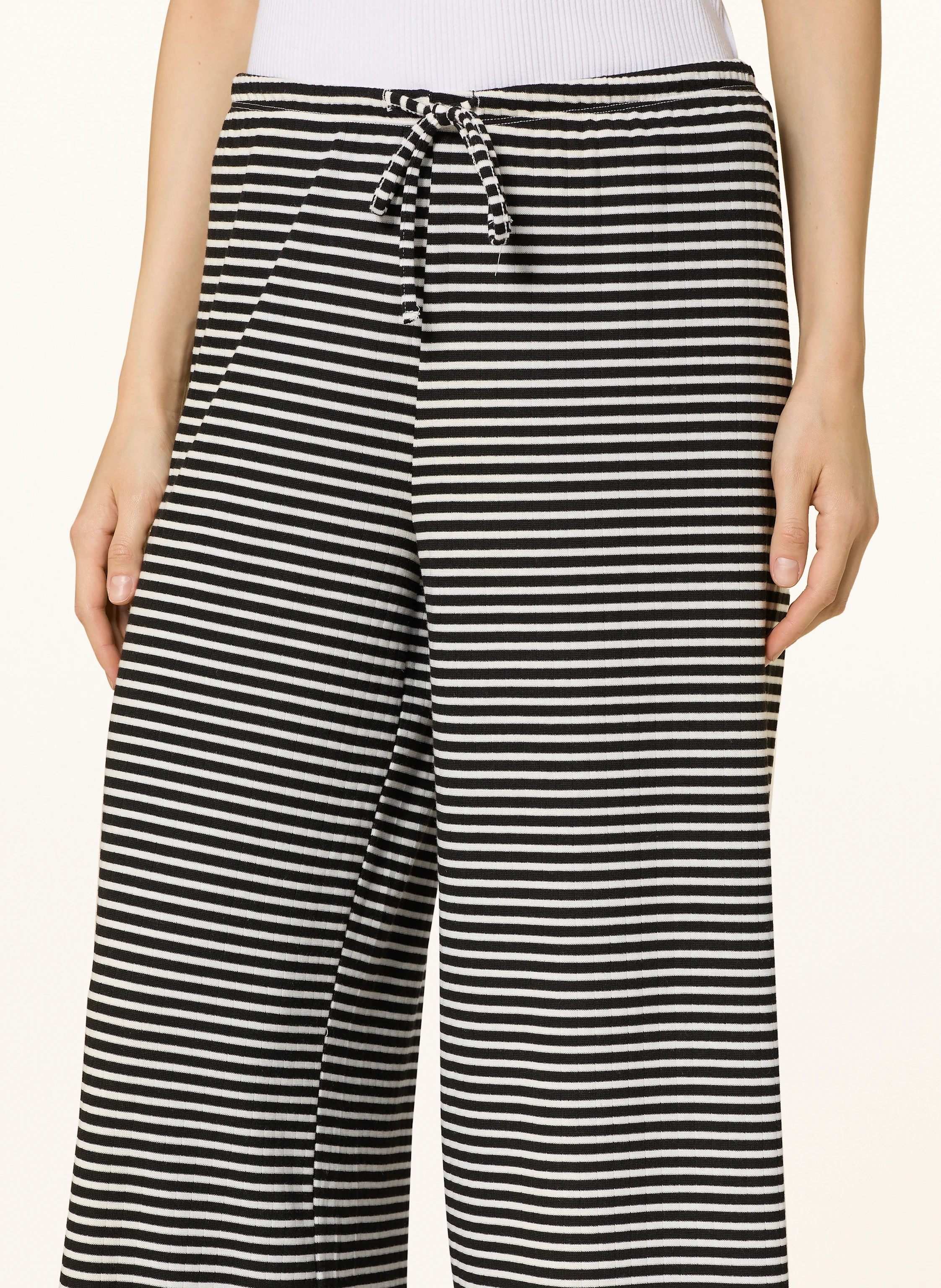 gina tricot Strickhose