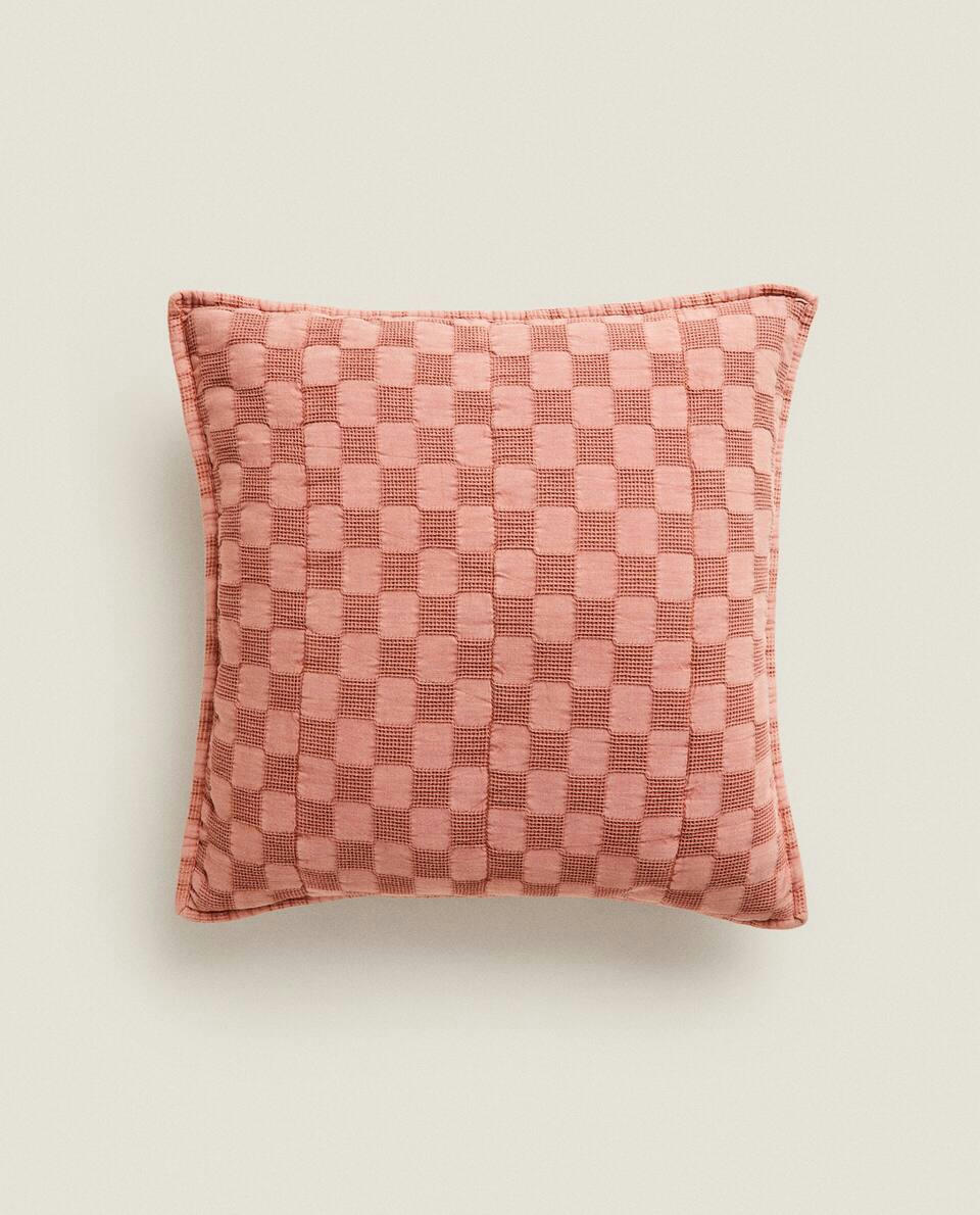CAPA DE ALMOFADA EM MALHA WAFFLE