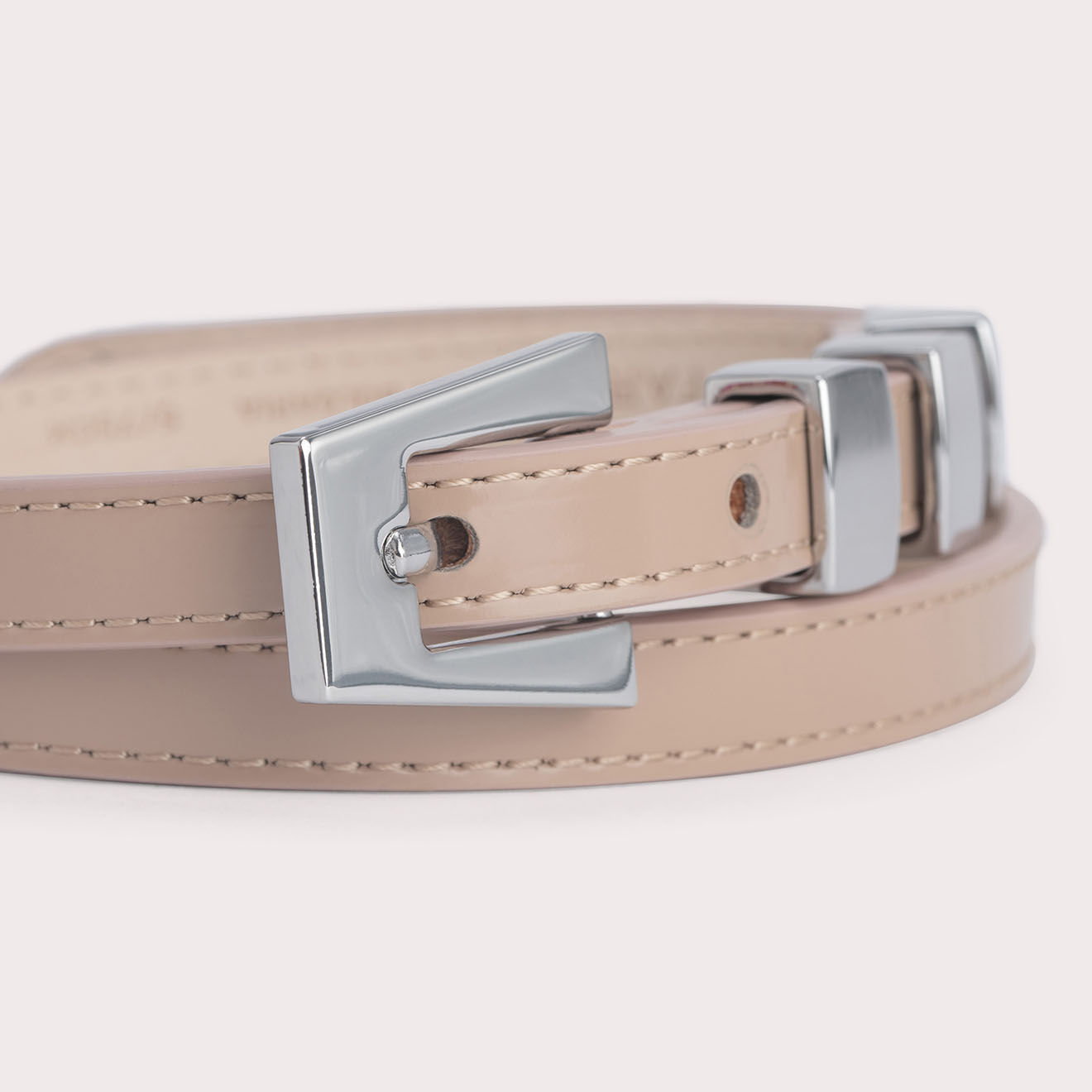 By Far Ceinture en Cuir Vic taupe