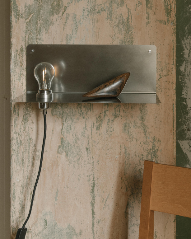 Frama 90° wandlamp messing