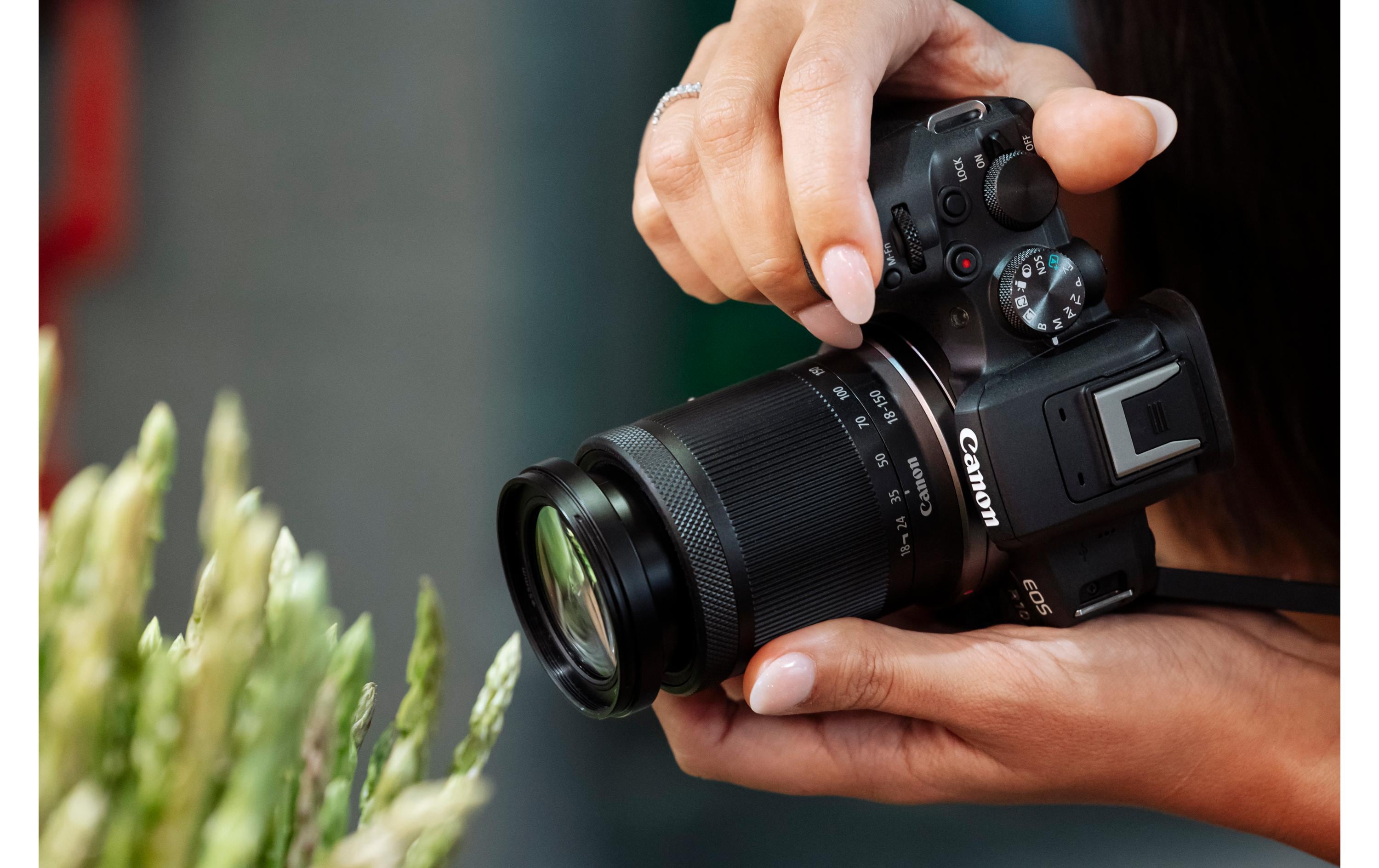 Zoomobjektiv RF-S 18-150mm F/3.5-6.3 IS STM Canon RF<br>Flexibles Reiseobjektiv, das auch weit entfernte Motivenah heran holt