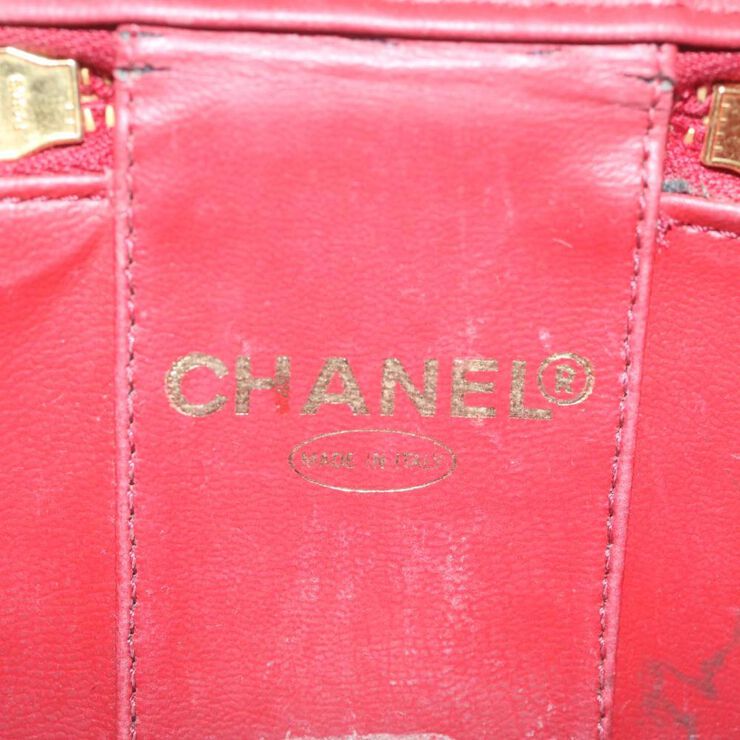 Chanel Vintage Chanel Vanity Red