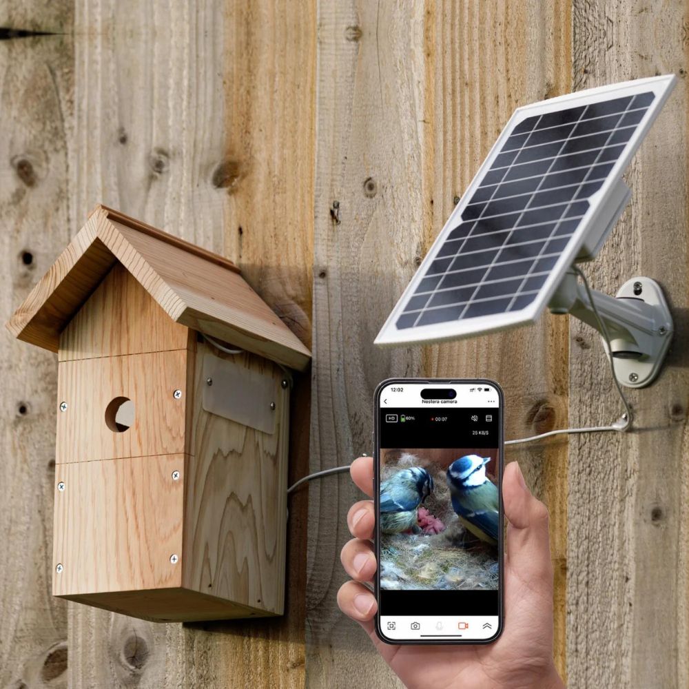 Nichoir avec caméra hd et panneau solaire