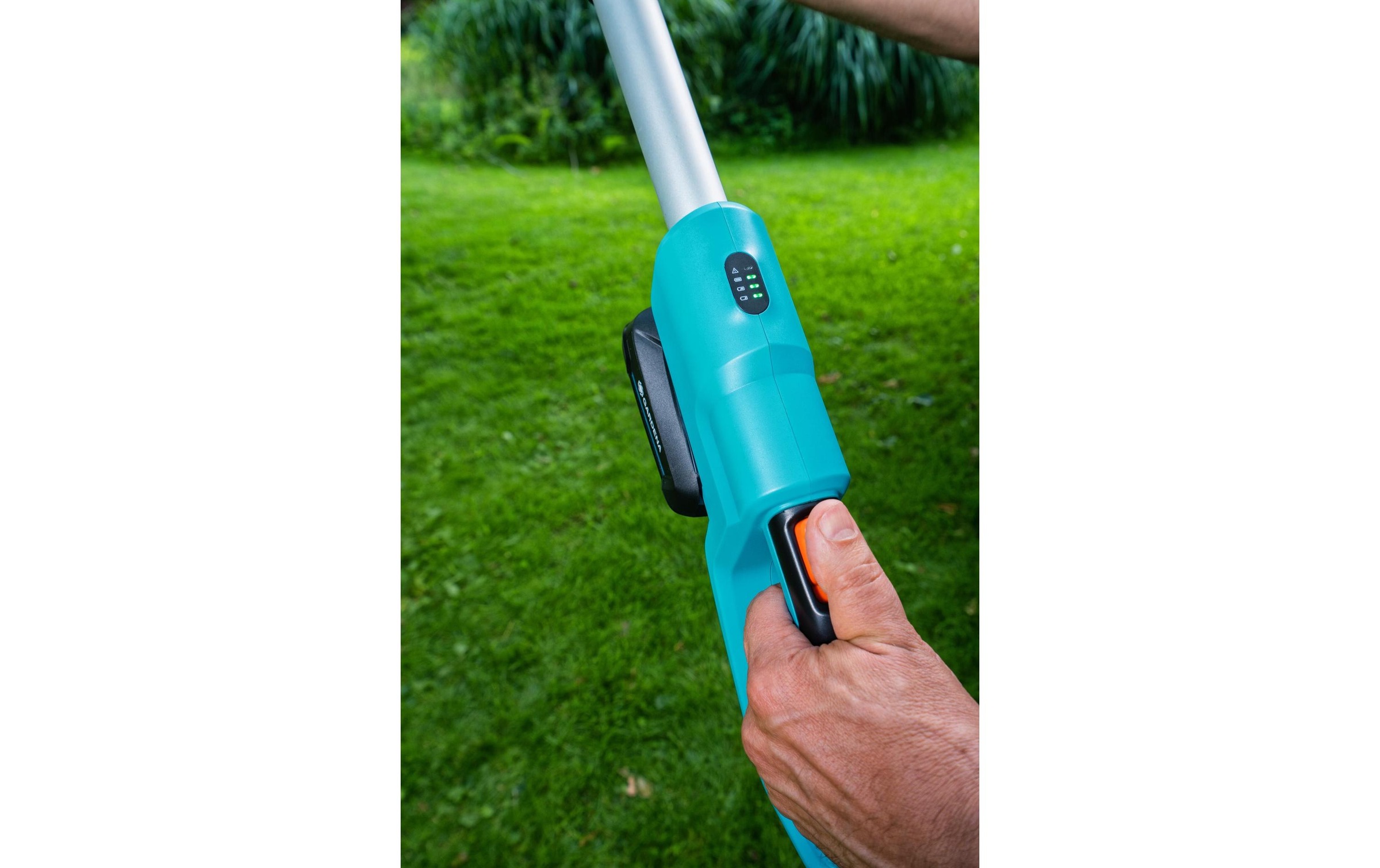 GARDENA Teleskop-Heckenschere »Gardena Teleskop-Heckenschere THS 4« ()  Mit Akku/Ladegerät