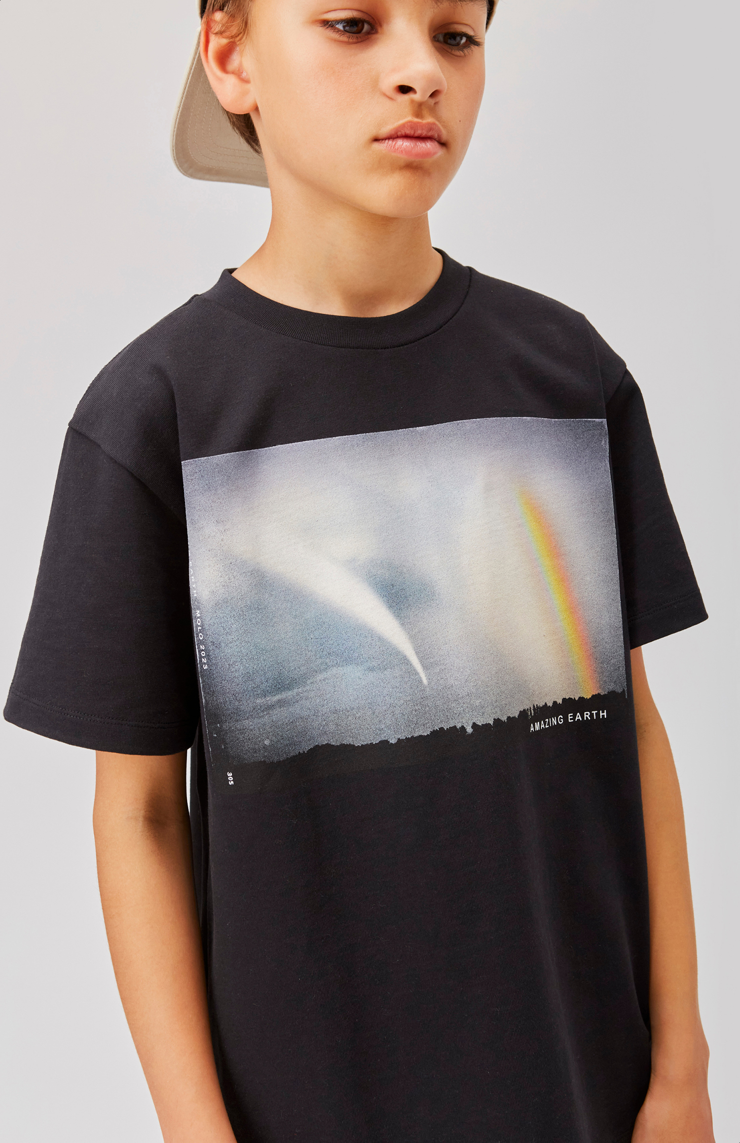 Riley - Earth Pictures