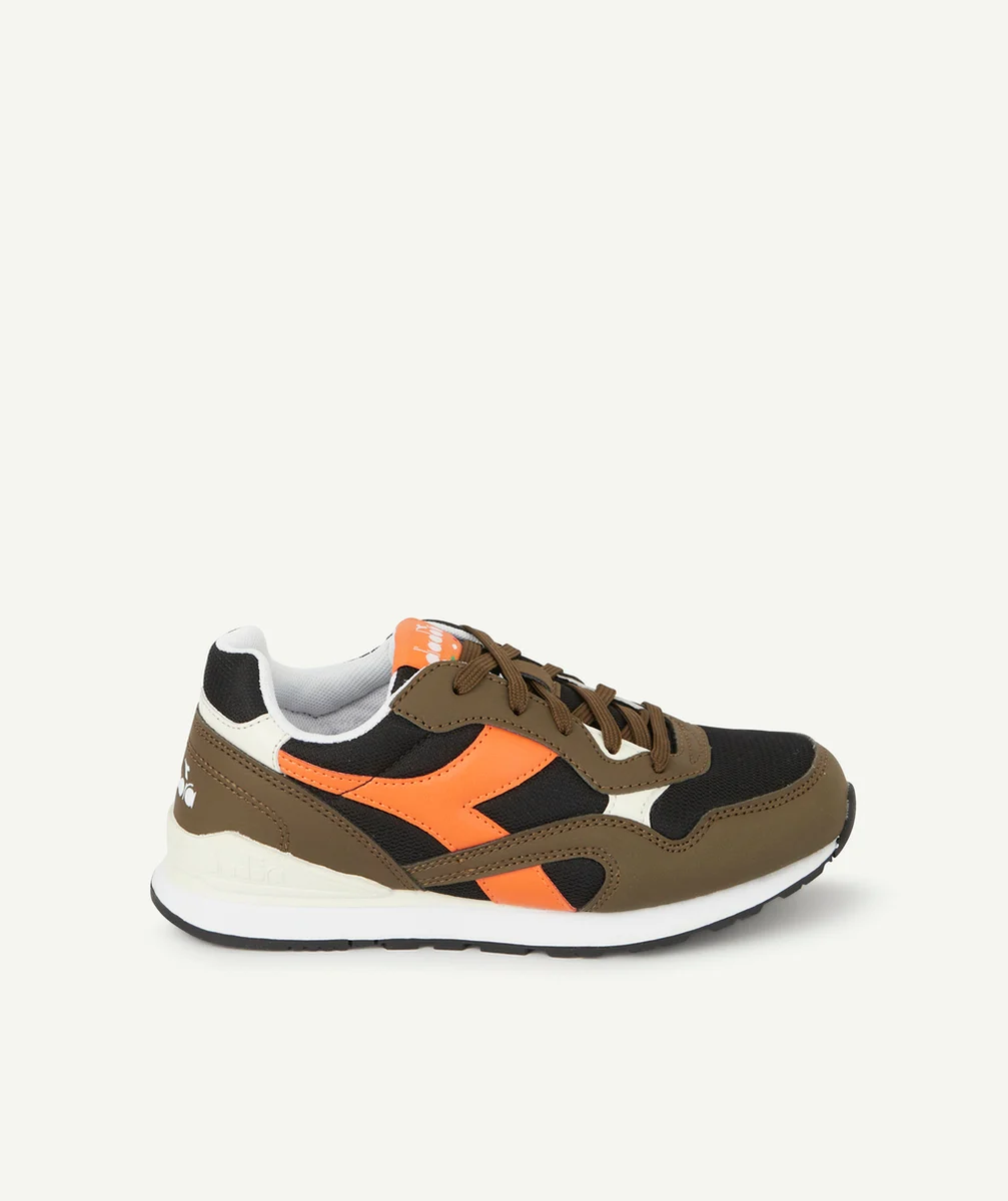 DIADORABASKET GARÇON KAKI ET ORANGE AVEC LACET