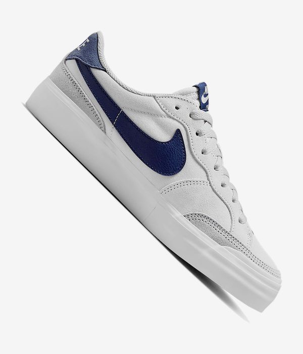 Nike SB Pogo Plus Schuh (photon dust midnight navy)